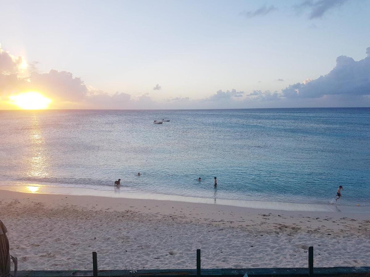 Turks Head Inne Grand Turk Exterior photo