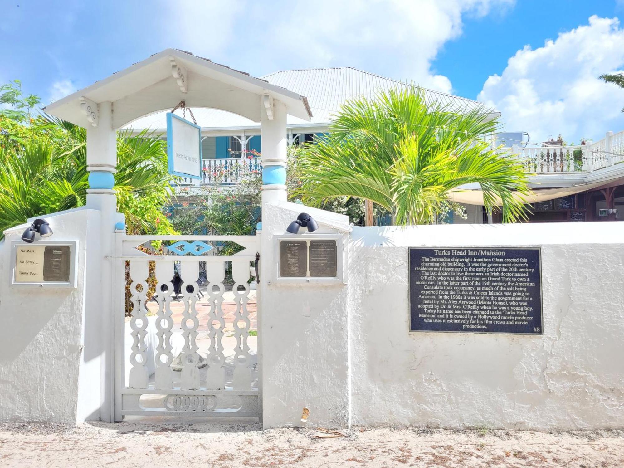 Turks Head Inne Grand Turk Exterior photo